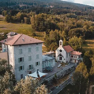 Casa Del Parco Dell'adamello Ostello